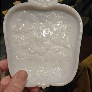 HTF milk glass apple trivet/dish